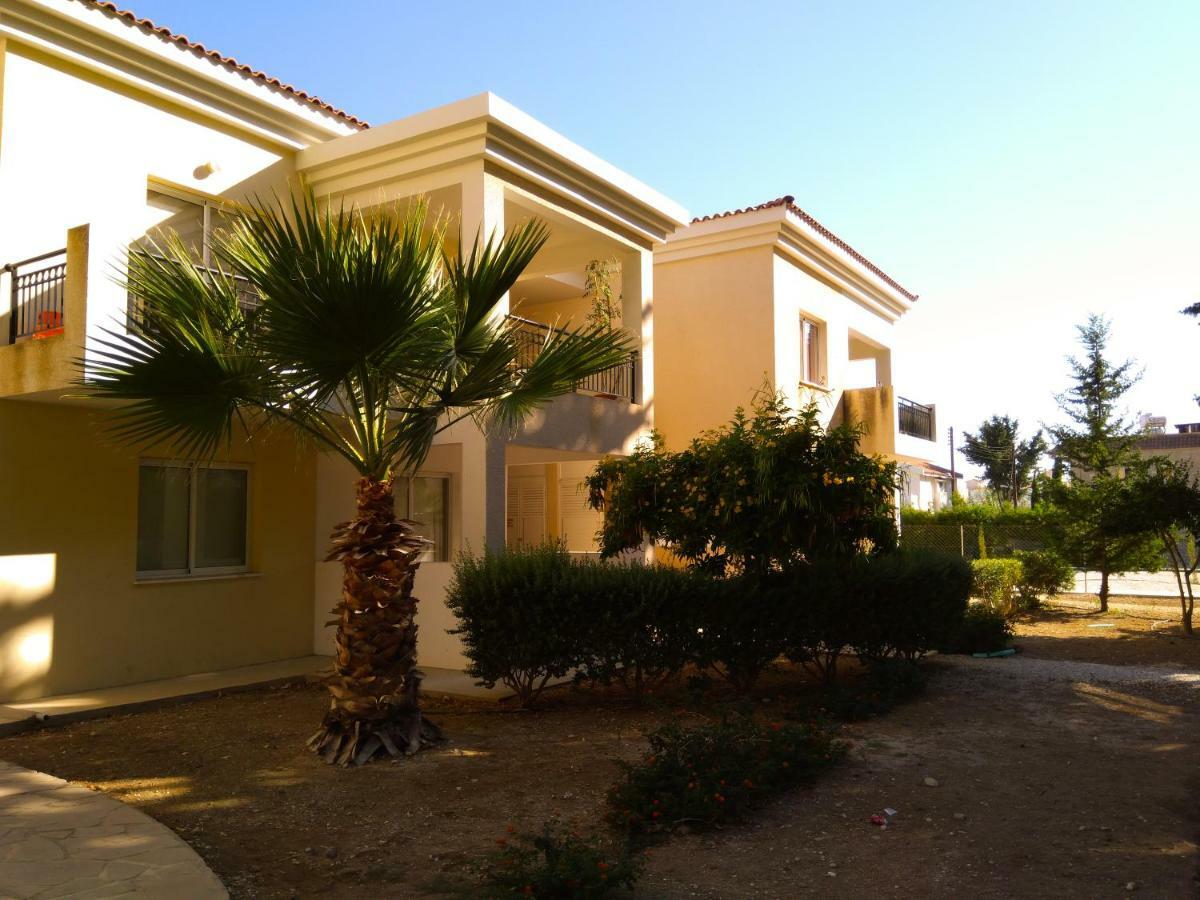 Enjoy The Silence Apartments Paphos Exterior foto