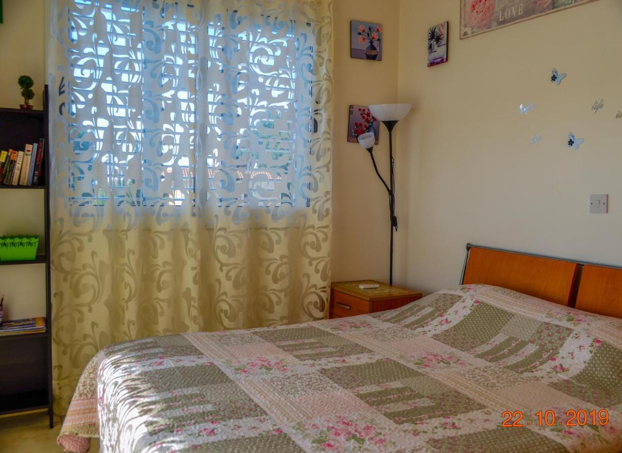 Enjoy The Silence Apartments Paphos Exterior foto