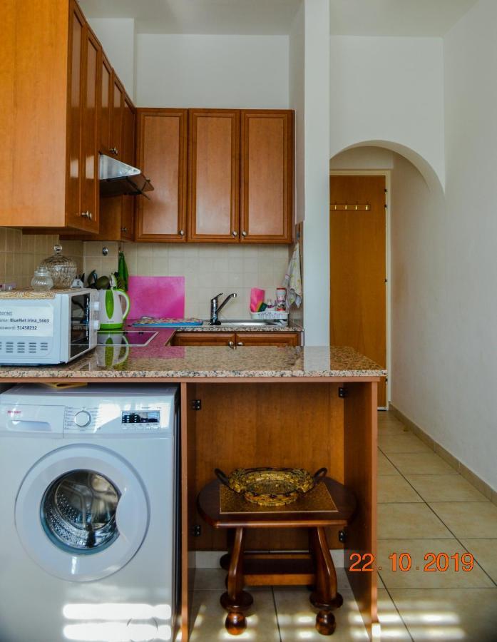 Enjoy The Silence Apartments Paphos Exterior foto